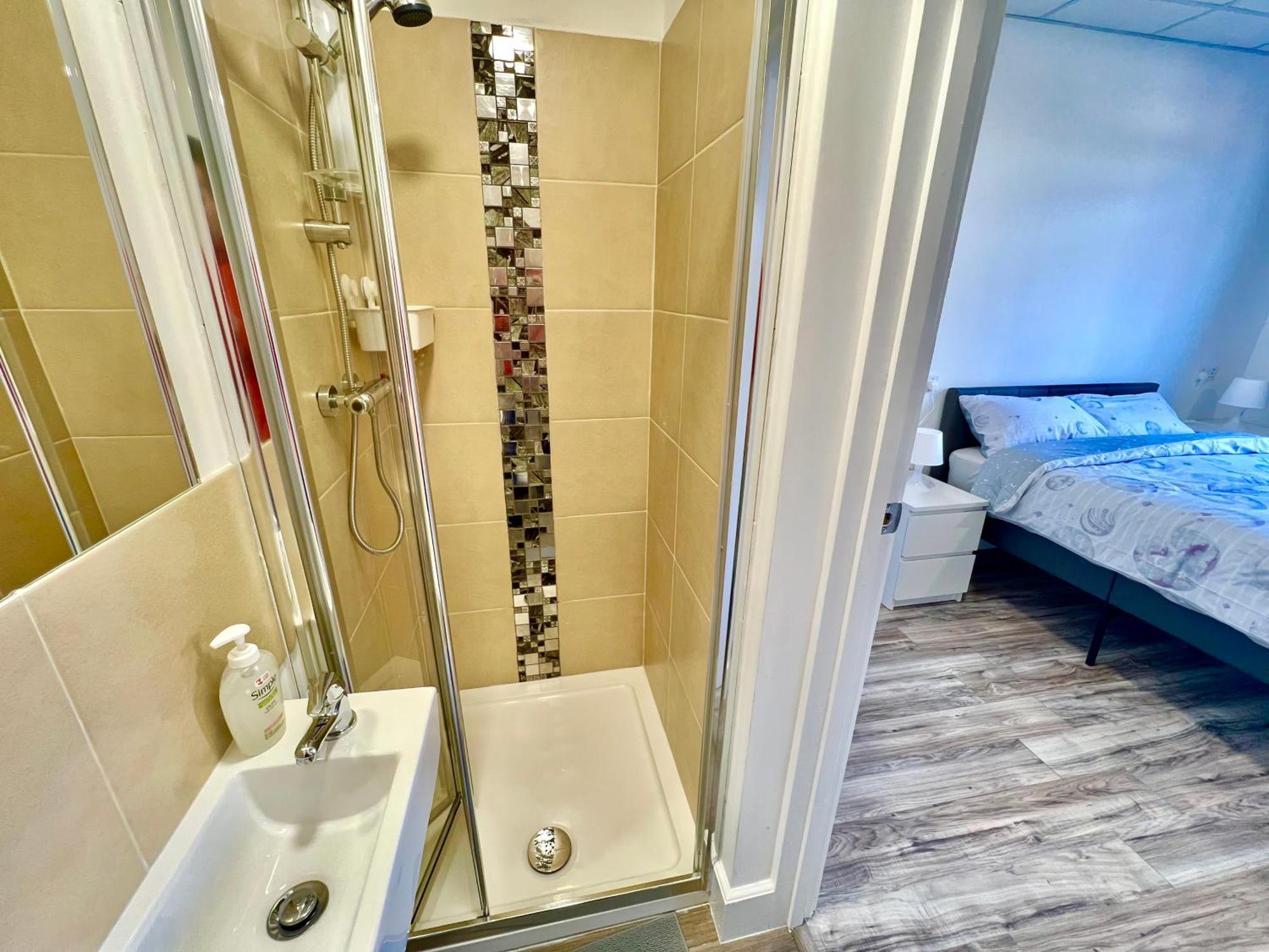 Lux En-Suite Coop Arena Mancity Stadium Piccadilly Manchester Esterno foto