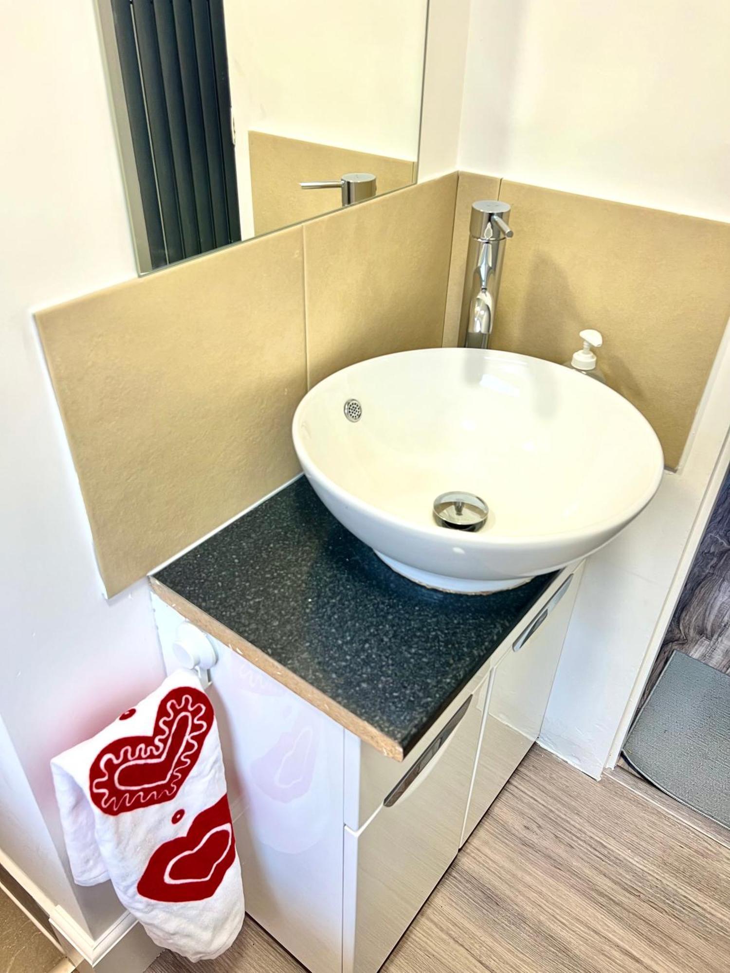 Lux En-Suite Coop Arena Mancity Stadium Piccadilly Manchester Esterno foto