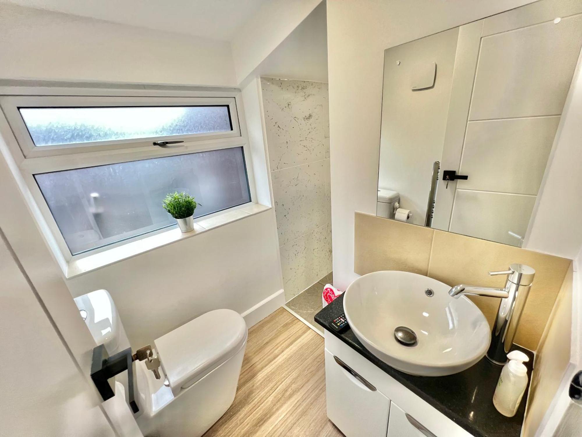 Lux En-Suite Coop Arena Mancity Stadium Piccadilly Manchester Esterno foto